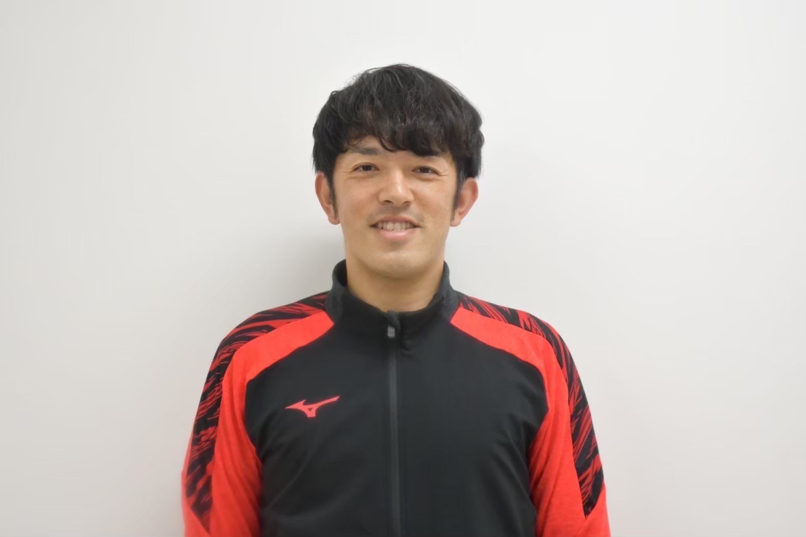 石間　寛人