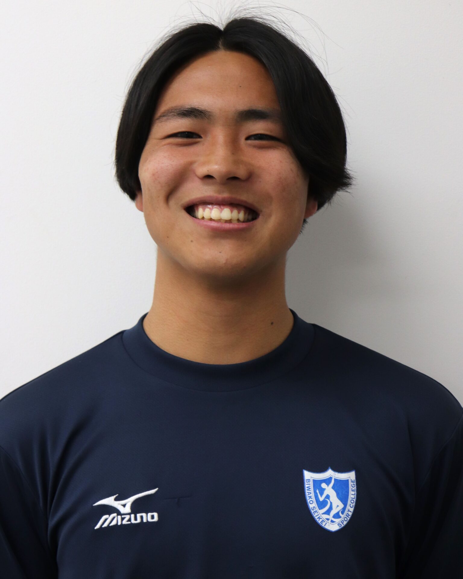 真野　友成