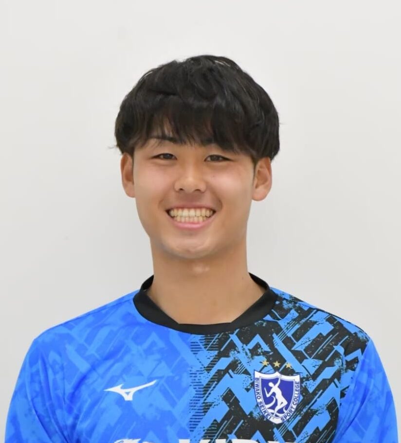 角田　倫伝
