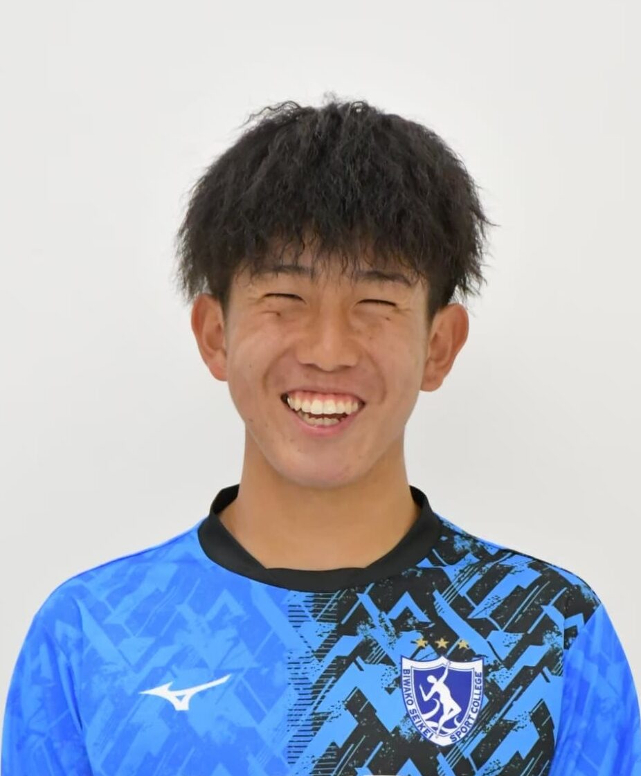 向田　新
