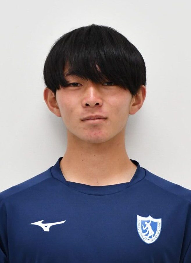 種村　魁人