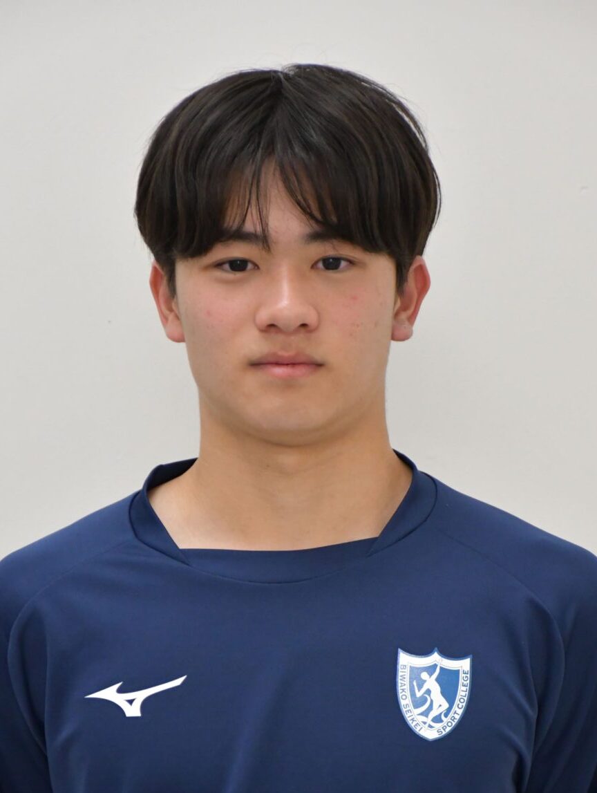 市川　佑